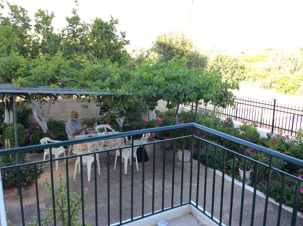 Apartments Rania Tolo Phòng bức ảnh
